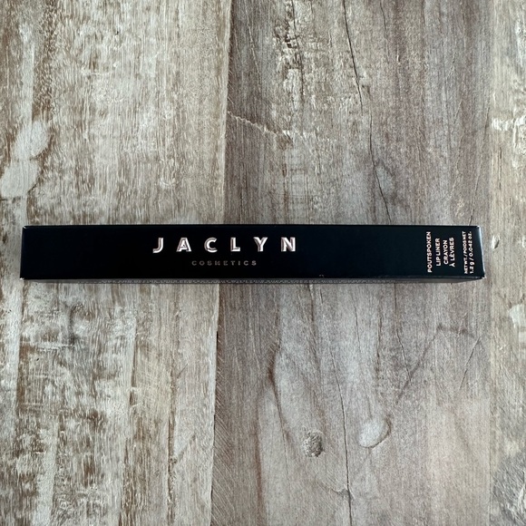 Jaclyn Cosmetics Poutspoken Lip Liner Easy Peasy 1.2g/0.042oz. Discontinued NIB - Picture 1 of 5
